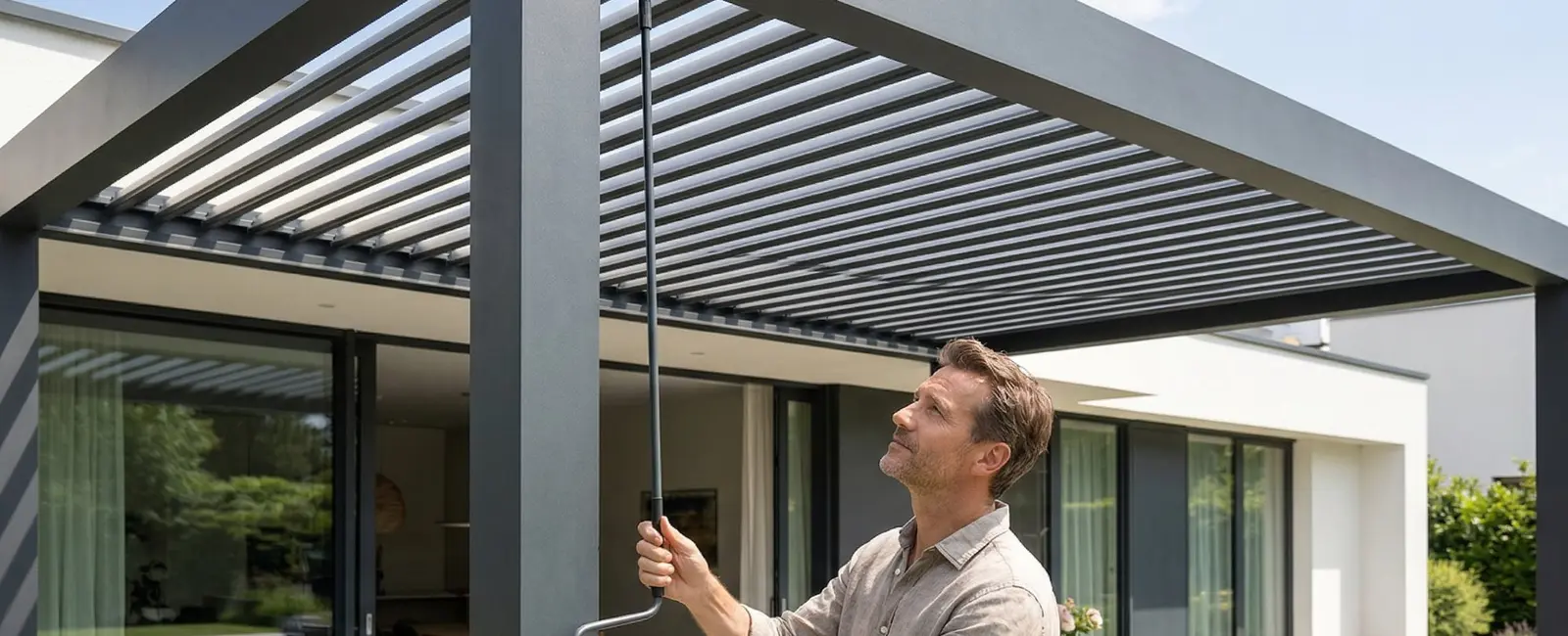 Luxa 500 Manual Bioclimatic Pergola - 5