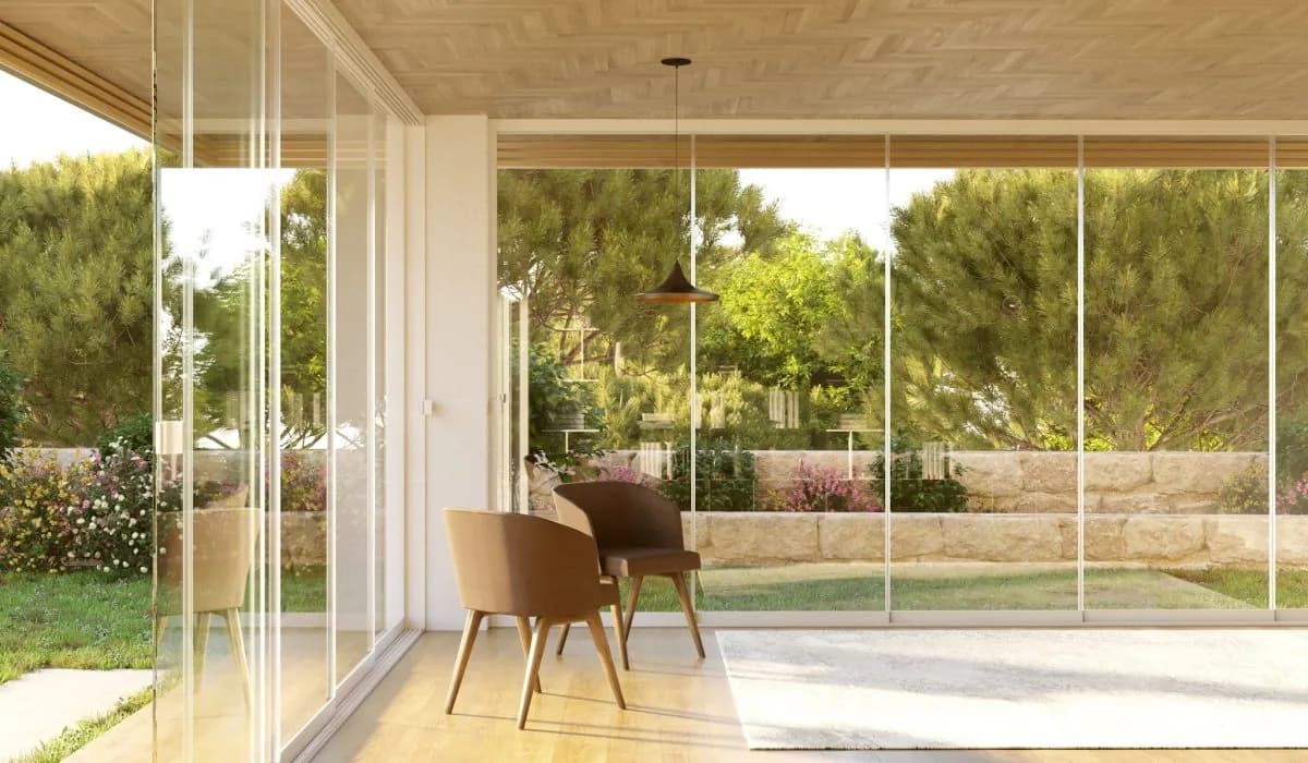 Balcony Glazing Comparison: Frameless, Framed, Sliding and Curtain Wall